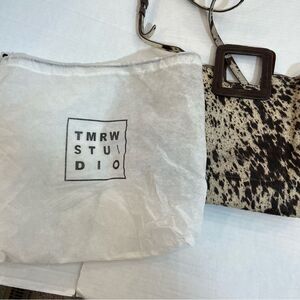 TMRW Studio Antonio haircalf in natural hide